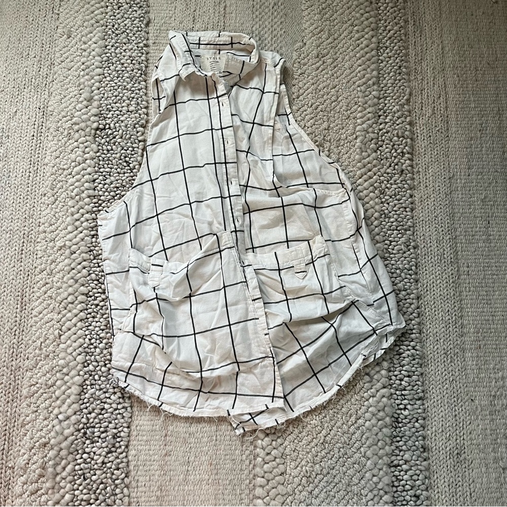 State the label smock